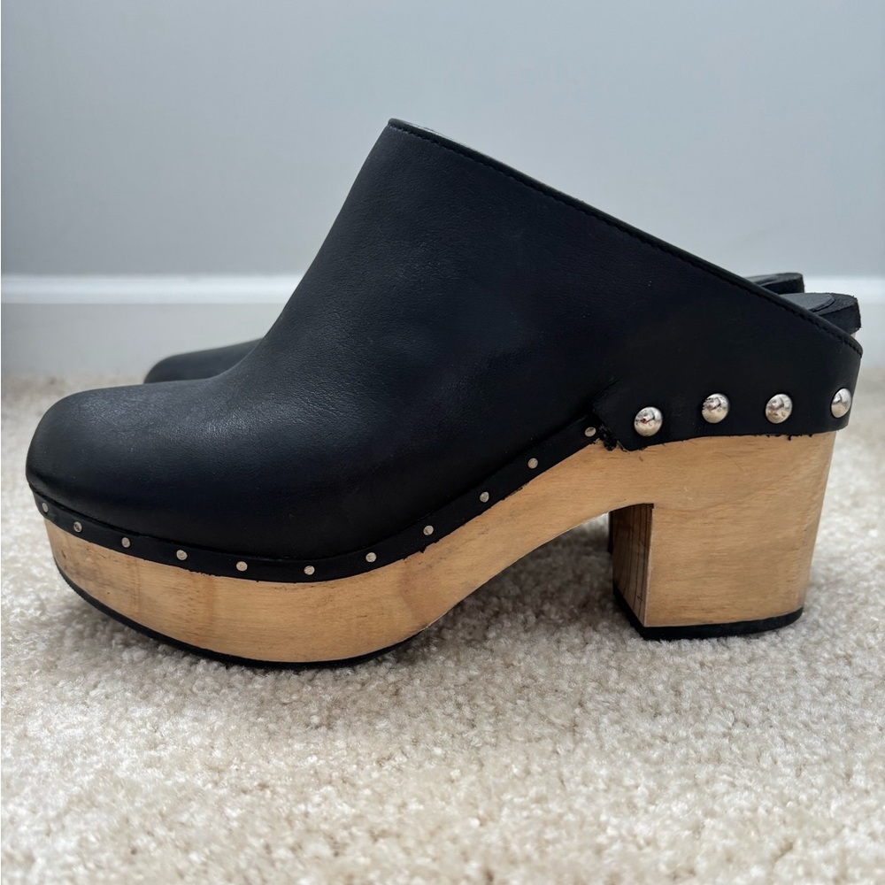 Chelsea & Violet Black Leather Clog Mules with Wooden Platform Heel